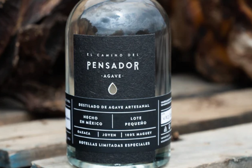 Pensador Tobalá de Víctor